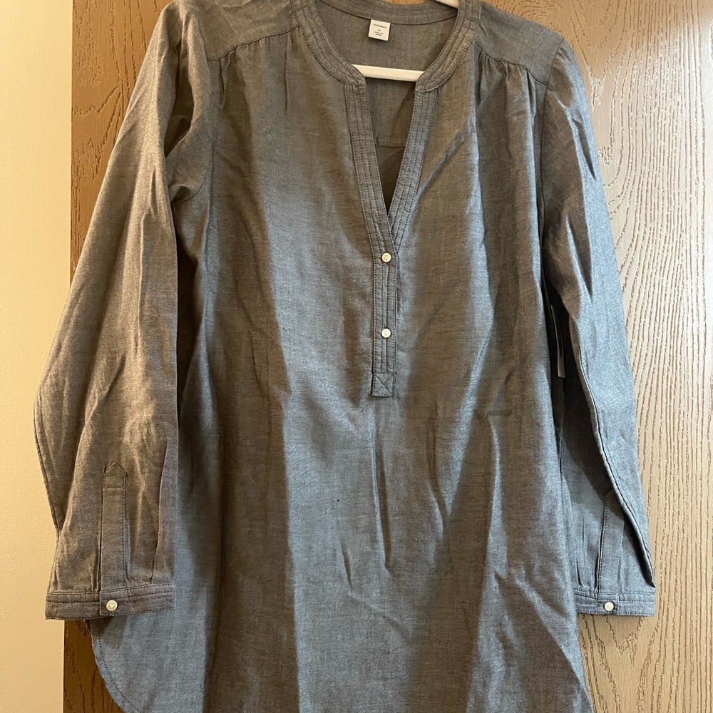 Grey blouse, new with tags